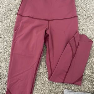 Lululemon cropped workout leggings